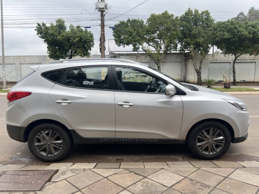 HYUNDAI - IX35 - 2018/2018 - Prata - R$ 85.800,00