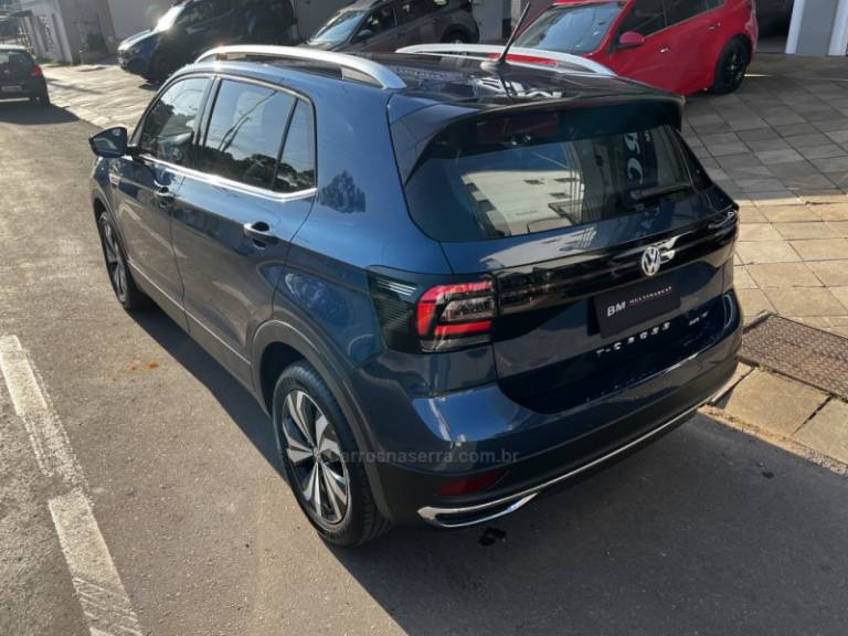 VOLKSWAGEN - T-CROSS - 2020/2021 - Azul - R$ 114.800,00