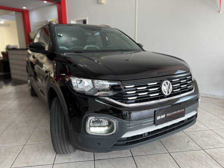 VOLKSWAGEN - T-CROSS - 2020/2021 - Preta - R$ 118.800,00