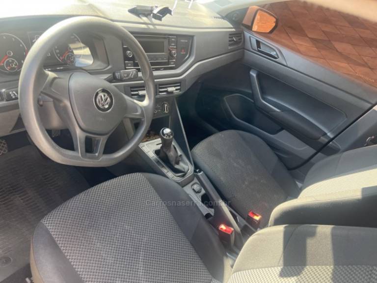 VOLKSWAGEN - POLO - 2019/2020 - Branca - R$ 62.800,00