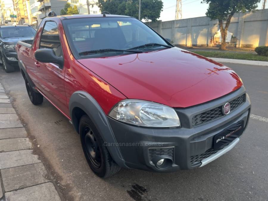 FIAT - STRADA - 2017/2017 - Vermelha - R$ 51.800,00