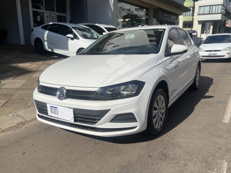 VOLKSWAGEN - POLO - 2019/2020 - Branca - R$ 62.800,00