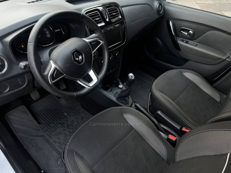 RENAULT - LOGAN - 2022/2022 - Branca - R$ 62.800,00