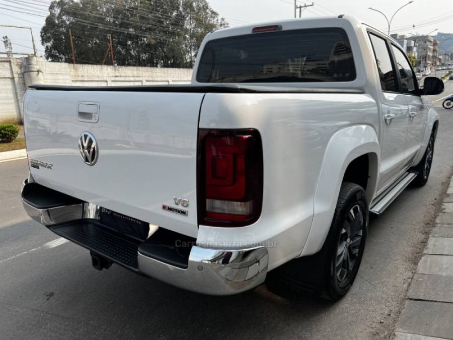 VOLKSWAGEN - AMAROK - 2021/2021 - Branca - R$ 191.800,00