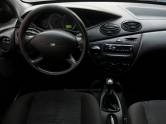 FORD - FOCUS - 2008/2009 - Preta - R$ 27.800,00