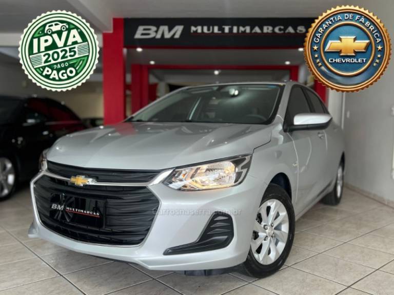 CHEVROLET - ONIX - 2022/2023 - Prata - R$ 87.800,00