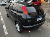 FORD - FOCUS - 2008/2009 - Preta - R$ 27.800,00