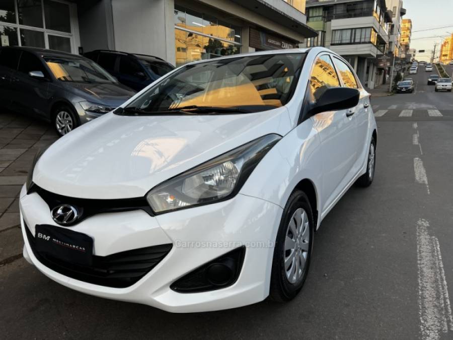 HYUNDAI - HB20 - 2014/2014 - Branca - R$ 43.800,00