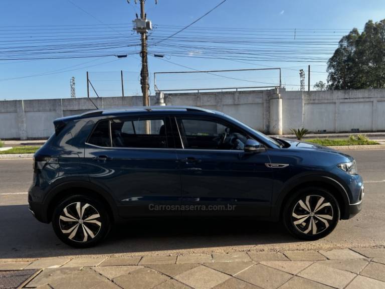 VOLKSWAGEN - T-CROSS - 2020/2021 - Azul - R$ 114.800,00