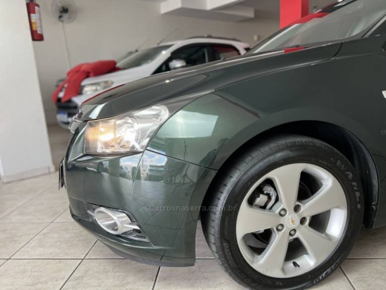 CHEVROLET - CRUZE - 2012/2012 - Verde - R$ 52.800,00