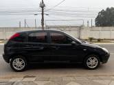 FORD - FOCUS - 2008/2009 - Preta - R$ 27.800,00