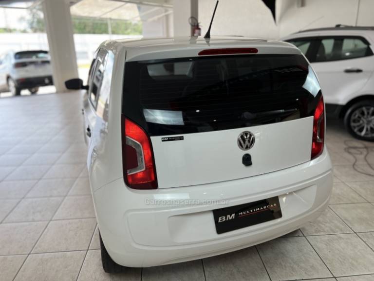 VOLKSWAGEN - UP - 2016/2016 - Branca - R$ 41.800,00