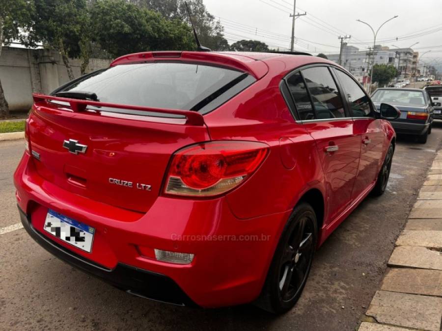 CHEVROLET - CRUZE - 2014/2014 - Vermelha - R$ 66.800,00