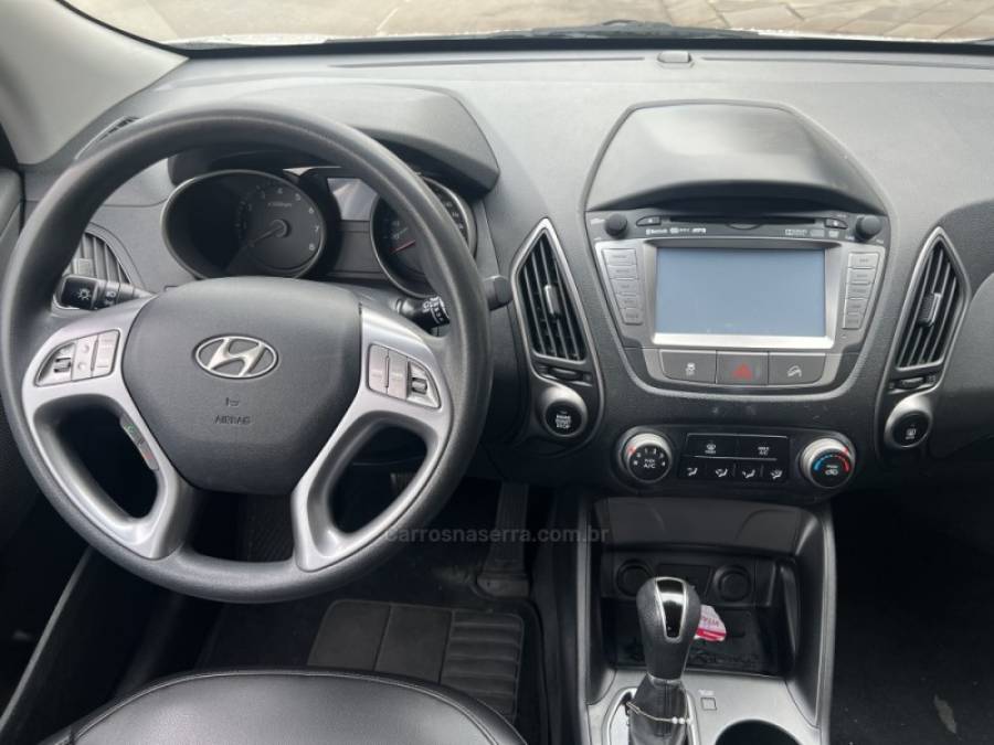 HYUNDAI - IX35 - 2018/2018 - Prata - R$ 85.800,00