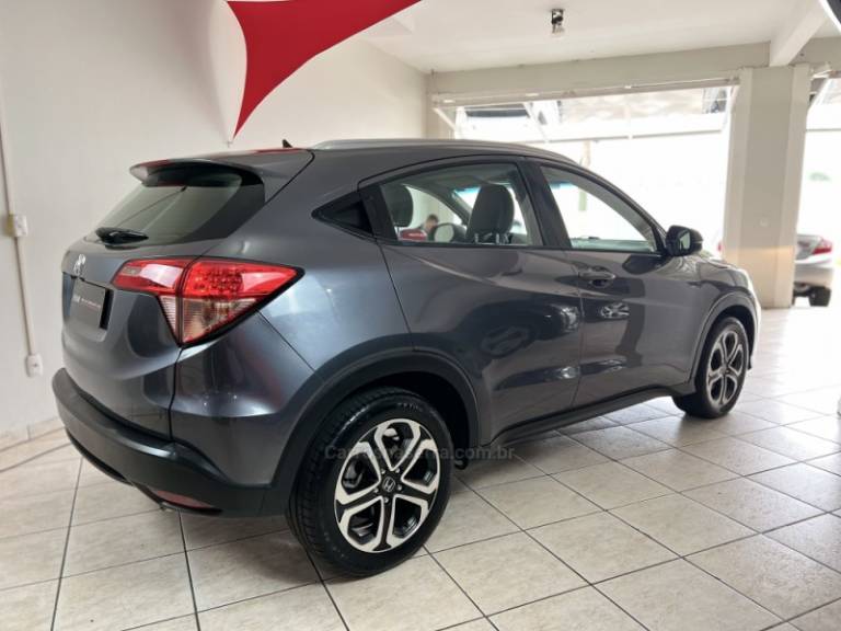 HONDA - HR-V - 2016/2016 - Cinza - R$ 87.800,00