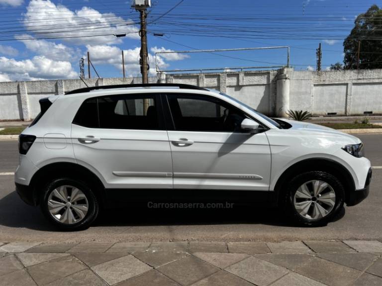 VOLKSWAGEN - T-CROSS - 2022/2022 - Branca - R$ 98.800,00