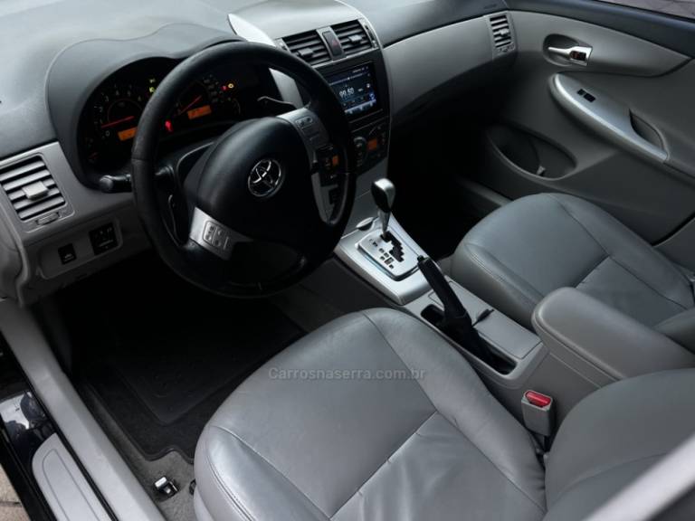 TOYOTA - COROLLA - 2012/2012 - Preta - R$ 63.800,00