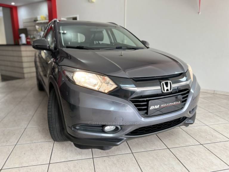 HONDA - HR-V - 2016/2016 - Cinza - R$ 87.800,00